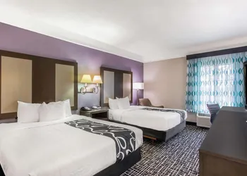 La Quinta Inn & Suites by Wyndham Fultondale Birmingham N hotel thumbnail 7