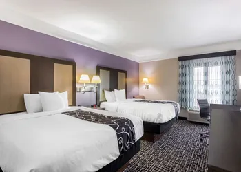 La Quinta Inn & Suites by Wyndham Fultondale Birmingham N hotel thumbnail 8