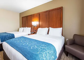 Comfort Inn & Suites Pine Bluff hotel thumbnail 7
