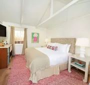 Farmhouse Paso hotel detail image 5