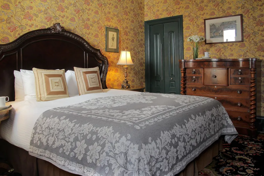 The Monte Cristo hotel detail image 6