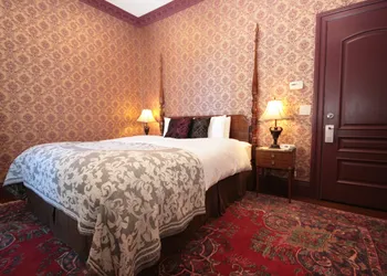 The Monte Cristo hotel thumbnail 8