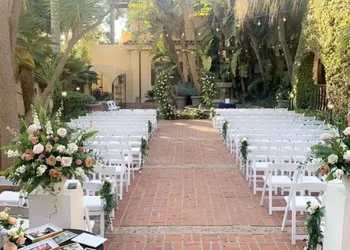 Historic Santa Maria Inn hotel thumbnail 5