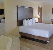 Ocean Surf Inn & Suites hotel detail image 4