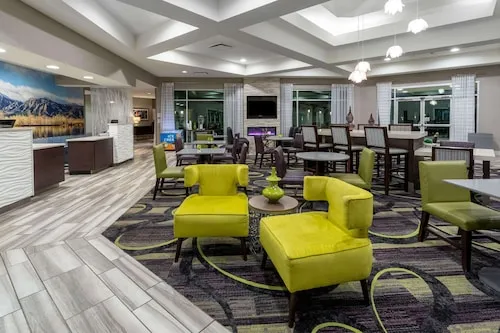 La Quinta Inn & Suites by Wyndham Denver Boulder-Louisville hotel detail image 2