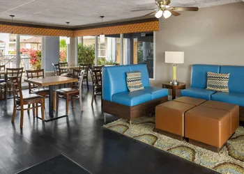 Super 8 by Wyndham Ellenton Bradenton Area hotel thumbnail 2