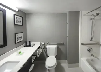 Holiday Inn Princeton by IHG hotel thumbnail 7