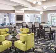 La Quinta Inn & Suites by Wyndham Orlando Lake Mary hotel detail image 4