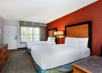 La Quinta Inn Tampa Airport Stadium Westshore hotel thumbnail 3