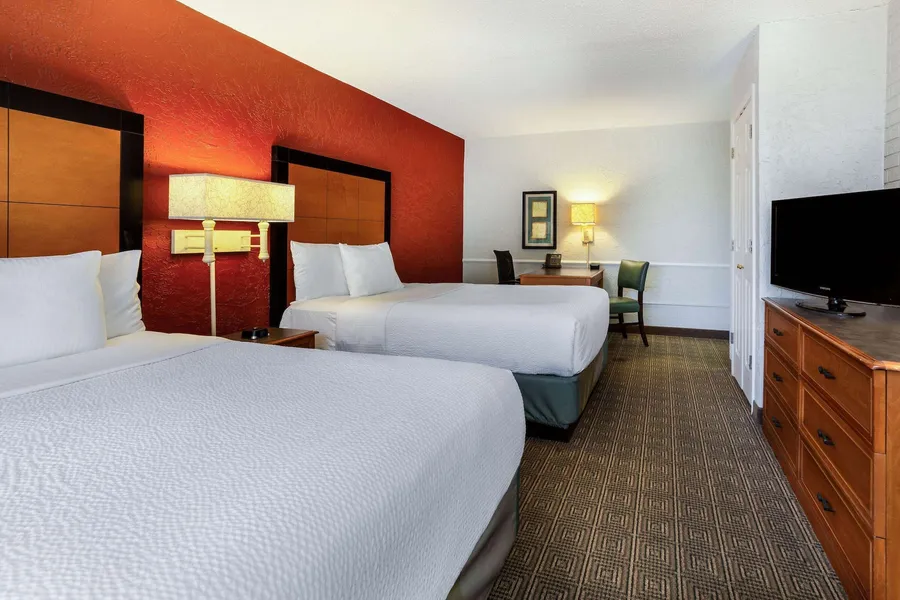 La Quinta Inn Tampa Airport Stadium Westshore hotel detail image 6