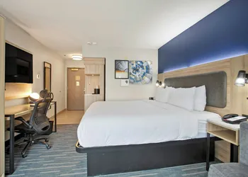 City Express by Marriott Duluth hotel thumbnail 6