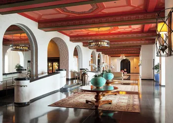 The Royal Hawaiian, a Luxury Collection Resort, Waikiki hotel thumbnail 4