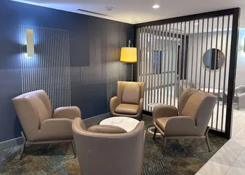 La Quinta Inn & Suites by Wyndham South Bend hotel thumbnail 3