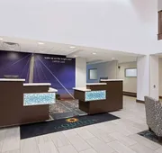 La Quinta Inn & Suites by Wyndham Omaha Airport Downtown hotel detail image 3