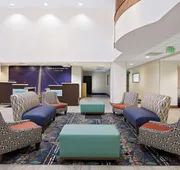La Quinta Inn & Suites by Wyndham Omaha Airport Downtown hotel detail image 4