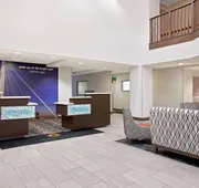 La Quinta Inn & Suites by Wyndham Omaha Airport Downtown hotel detail image 5