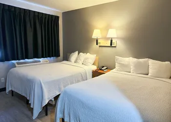 Super 7 Motel hotel thumbnail 6