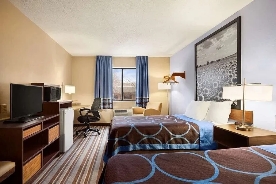 Americas Best Value Inn Pittsburg hotel detail image 6