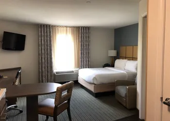 Candlewood Suites Houma by IHG hotel thumbnail 2