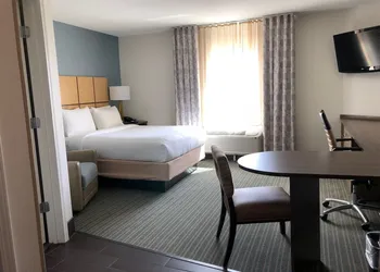 Candlewood Suites Houma by IHG hotel thumbnail 3