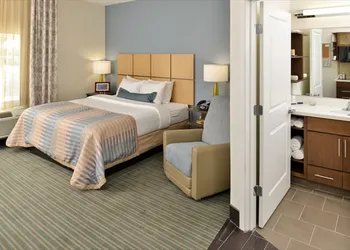 Candlewood Suites Houma by IHG hotel thumbnail 5