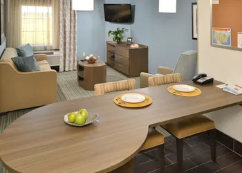 Candlewood Suites Houma by IHG hotel thumbnail 7