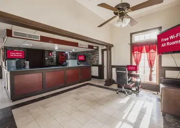 Red Roof Inn Morgan City hotel thumbnail 2