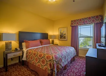 Berkshire Mountain Lodge hotel thumbnail 8