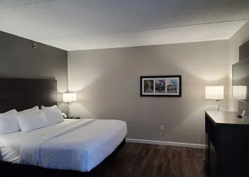 Comfort Inn Boston Milford hotel thumbnail 5
