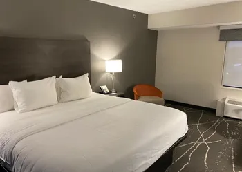 Comfort Inn Boston Milford hotel thumbnail 7