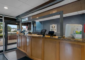 Quality Inn Westfield - Springfield hotel thumbnail 2