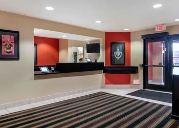 Extended Stay America Select Suites - Detroit - Roseville hotel thumbnail 2