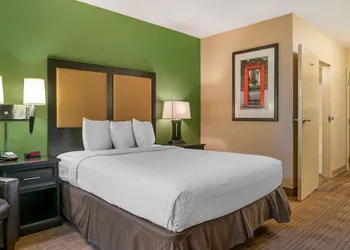 Extended Stay America Select Suites - Detroit - Roseville hotel thumbnail 3
