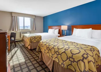 Baymont by Wyndham Rochester Mayo Clinic Area hotel thumbnail 3