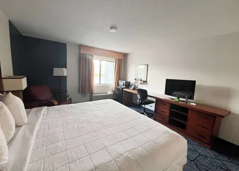 Baymont by Wyndham Columbia, MO hotel thumbnail 6