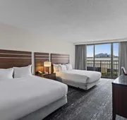 DoubleTree by Hilton Atlantic Beach Oceanfront hotel detail image 5