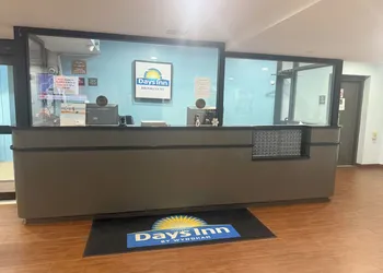 Days Inn by Wyndham Brooklyn Borough Park hotel thumbnail 5
