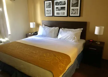 The Vue Inn Brooklyn hotel thumbnail 6