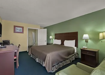 Americas Best Value Inn Edenton hotel thumbnail 7