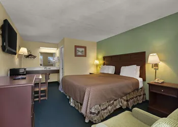 Americas Best Value Inn Edenton hotel thumbnail 8