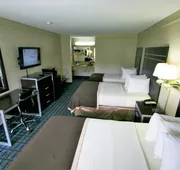 Deluxe Inn Fayetteville - I-95 Exit 49 hotel detail image 5