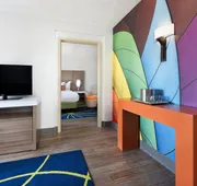 Hotel Indigo Cleveland-Beachwood by IHG hotel detail image 4