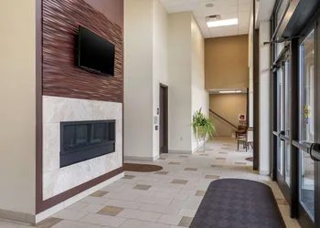 Best Western Premier Boulder Falls Inn hotel thumbnail 4
