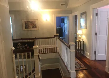 Six Acres Bed & Breakfast hotel thumbnail 3