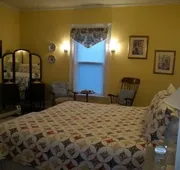 Six Acres Bed & Breakfast hotel detail image 4