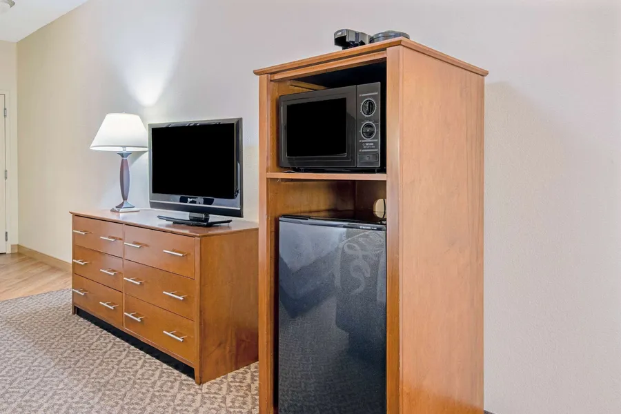 La Quinta Inn & Suites by Wyndham Lawton / Fort Sill hotel detail image 6