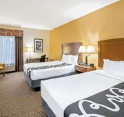 La Quinta Inn & Suites by Wyndham Lawton / Fort Sill hotel detail image 7