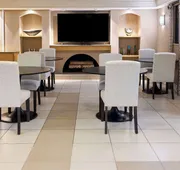 La Quinta Inn by Wyndham Pittsburgh Airport hotel detail image 5