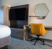 Holiday Inn Express Hotel & Suites Pittsburgh-South Side by IHG hotel detail image 4