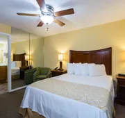 Jade Tree Cove hotel detail image 3